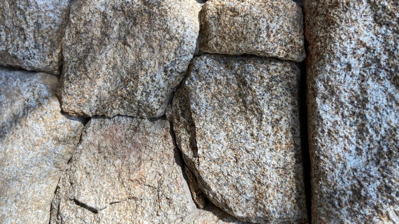 Conheça mais: Pedra Moledo