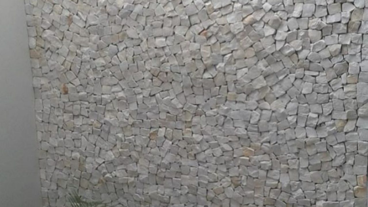 Conheça mais: Pedra Portuguesa